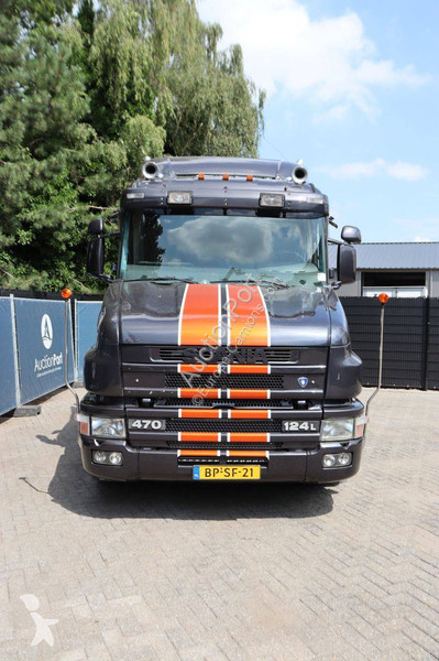 Camión Scania T124 A4X2 NA 470