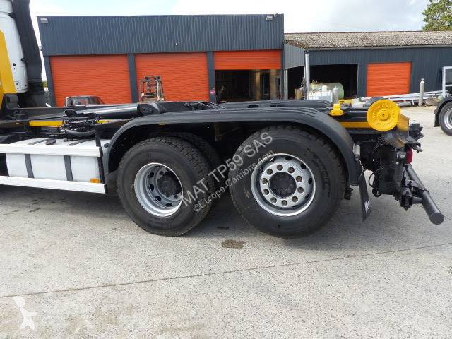 Kamion Mercedes 2548 L