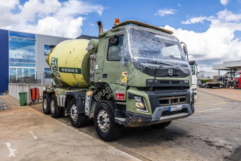 Camión Volvo FMX 410+LIEBHERR