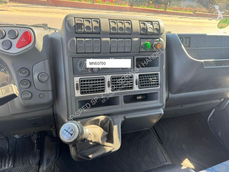 Camión Iveco EuroCargo 75E18