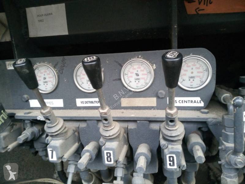 Camión Renault 260
