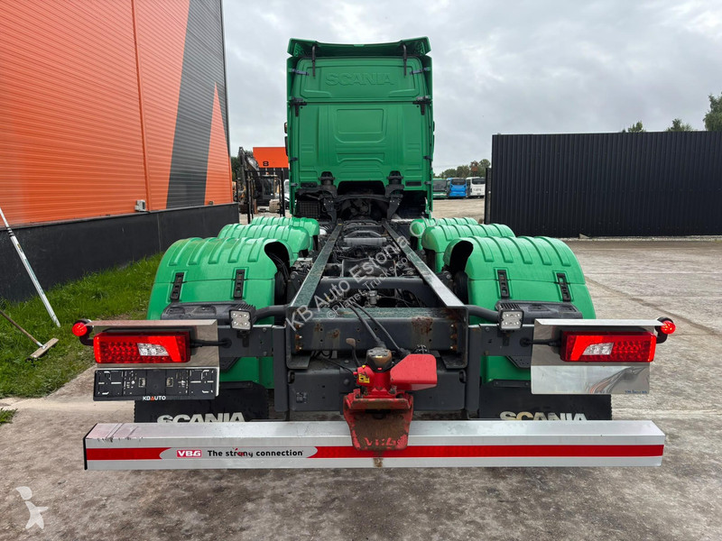 Camión Scania R 650 8x4*4 RETARDER / CHASSIS...