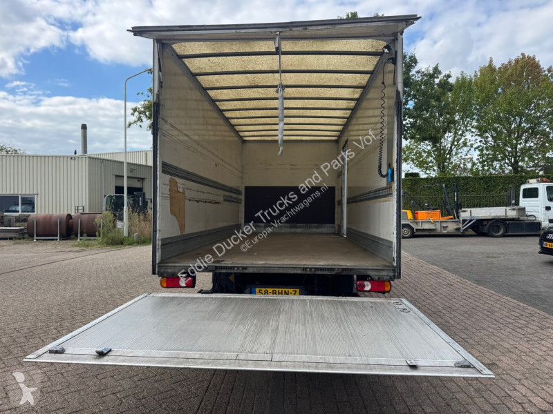 Kamion Renault D 7.5 EURO 6 / MANUAL