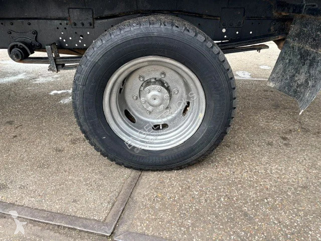 Camión Mercedes DK CREWCAB 4x2 3-WAY MEILLER...