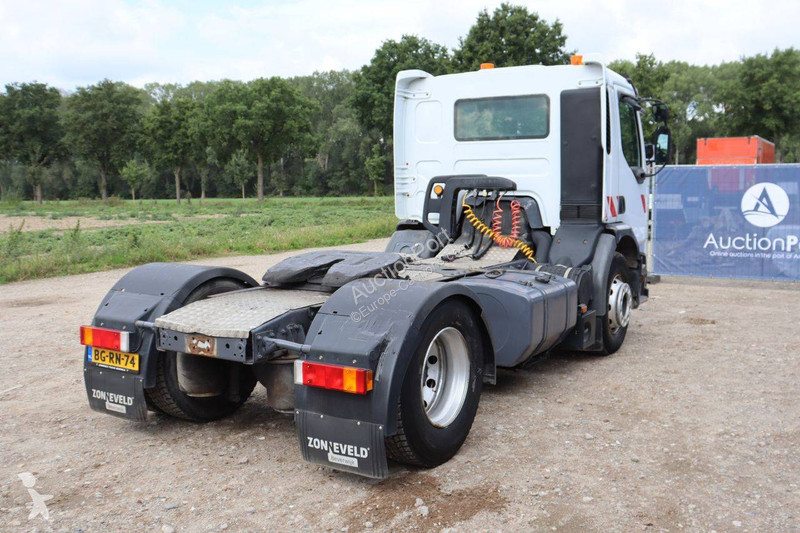 Tahač Renault HD300-19T
