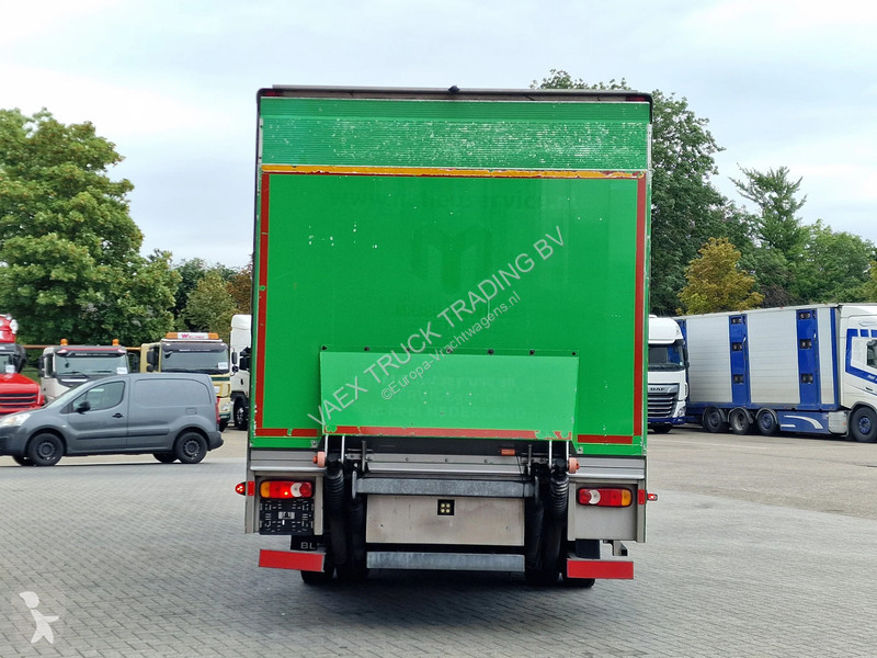 Camión Volvo 250 4x2 - Box - Loadlift - A/C -...