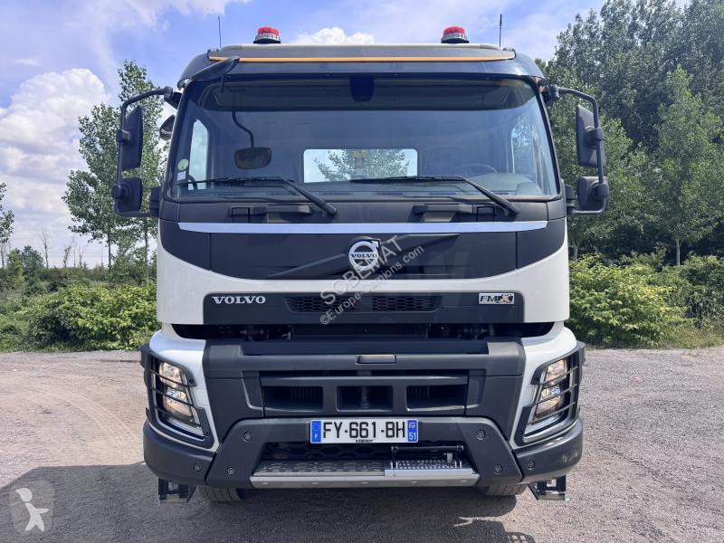 Volvo 420 truck