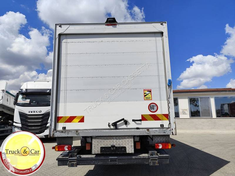 Kamion Iveco 140 E 22