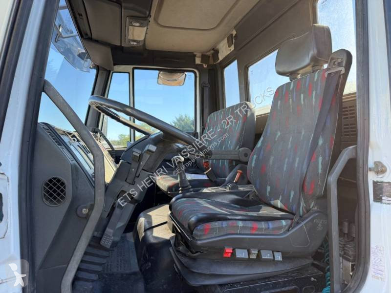 Iveco 170 E 23 truck