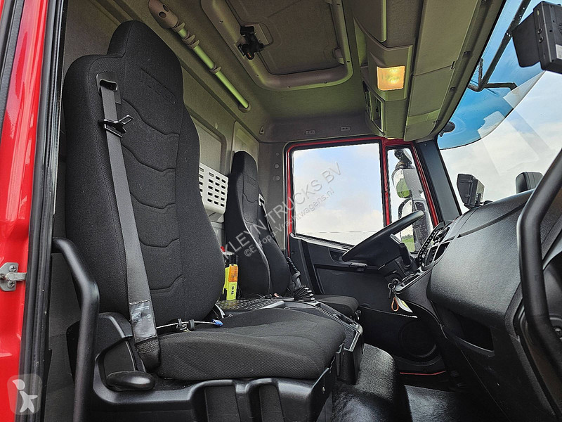 Kamion Iveco 140 E 25