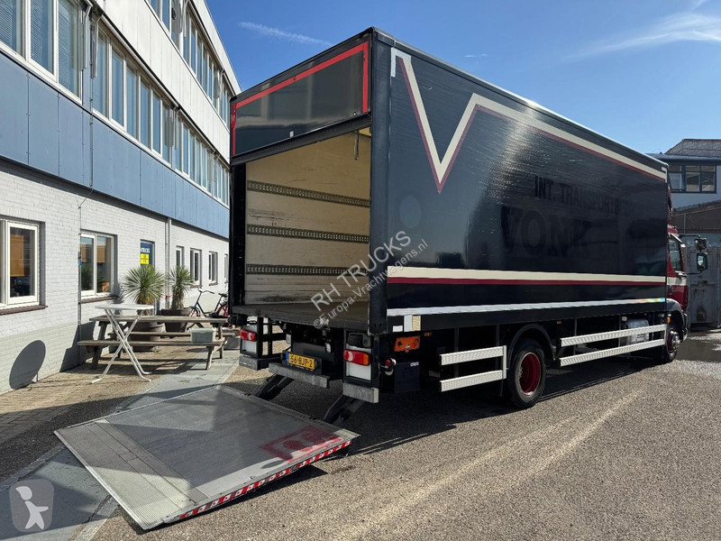 Kamion DAF LF 230 4X2 EURO 6 + DHOLLANDIA LIFT KG