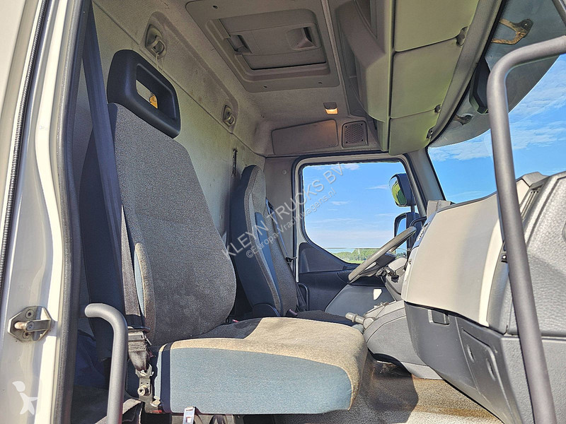 Camión Volvo 25012