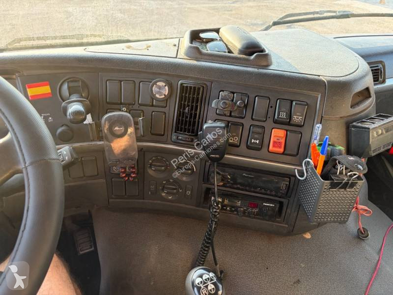 Camion Volvo 380