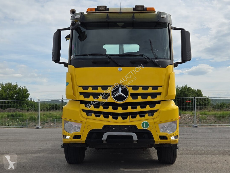 Camión Mercedes 3248