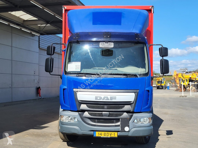 Teherautó DAF 210