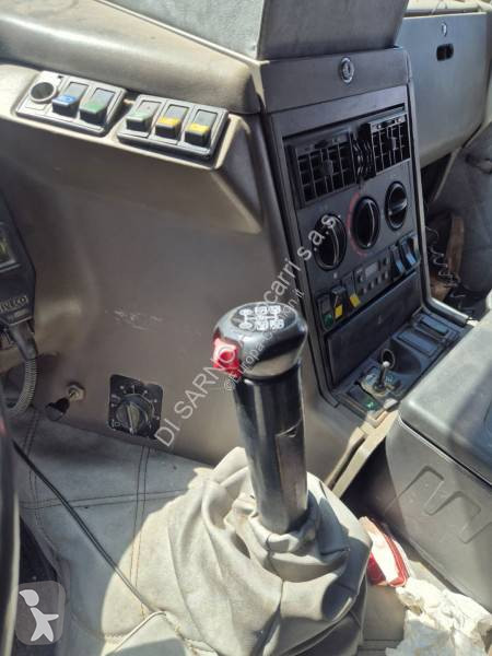Camión Iveco 240.48