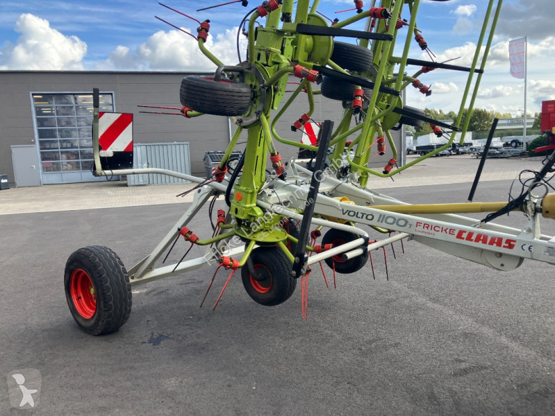 Henificación Claas  Volto 1100 T