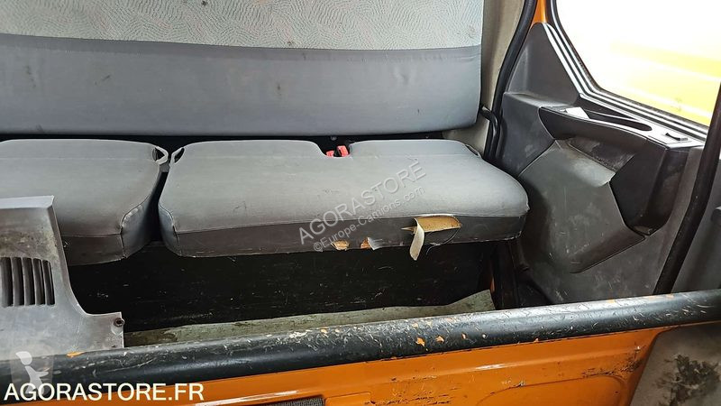 Camión Renault MIDLUM