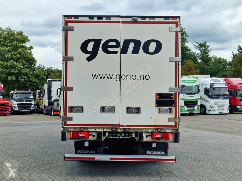 Camion Scania 320 4x2 - Bussbygg box - Full air...