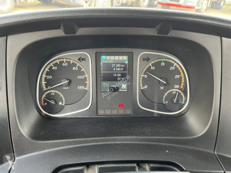 Camión Mercedes Atego 818 K 2-Achs Kipper Meiller