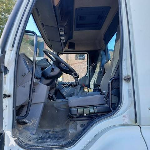 Teherautó Renault 370 DCI