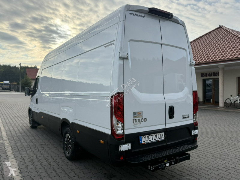 Camião Iveco 35S21