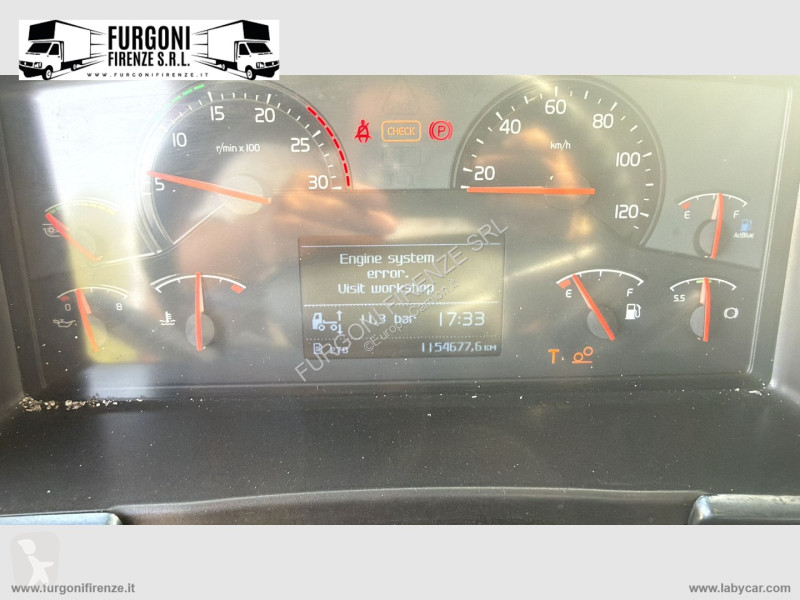 Грузовик Volvo TRUCK D7E320 Altri Modelli