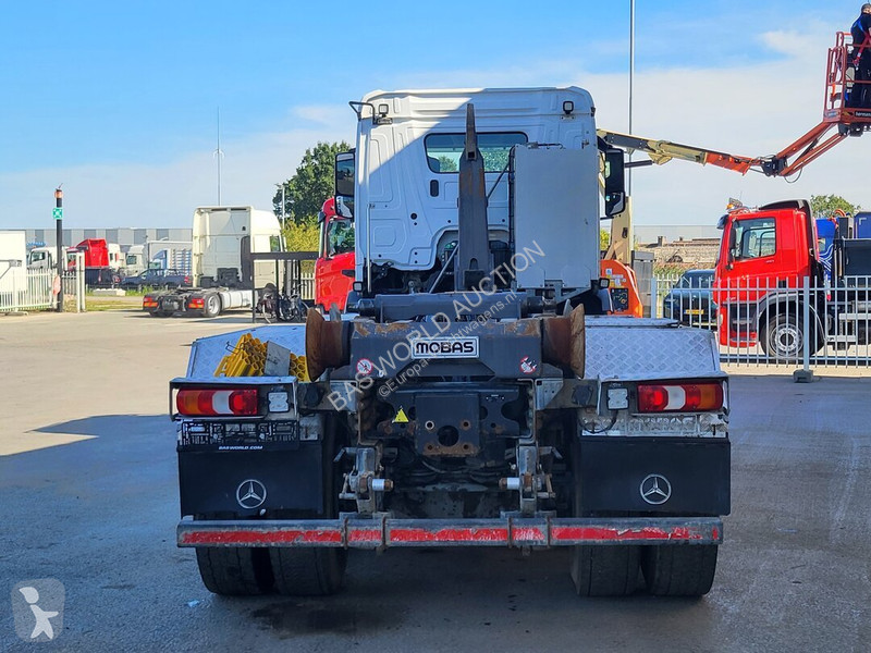 Lastbil Mercedes 3251