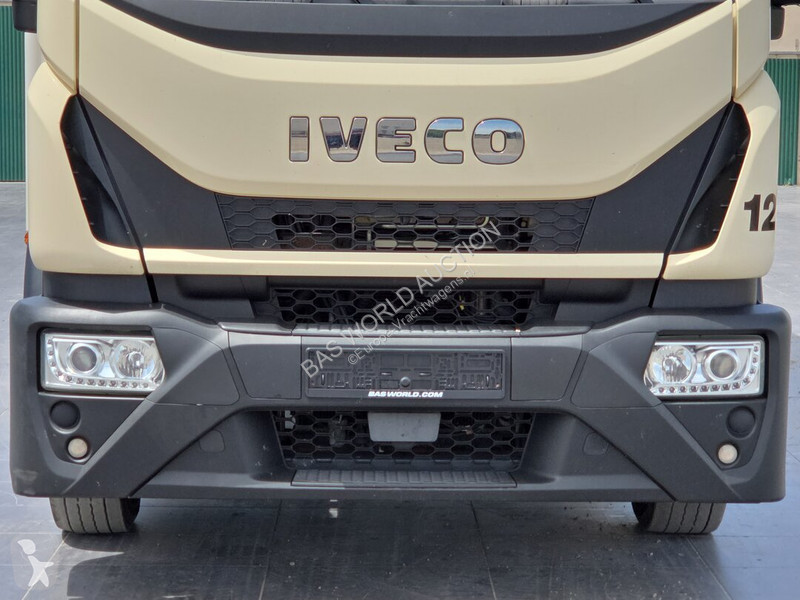 شاحنة Iveco 120E210