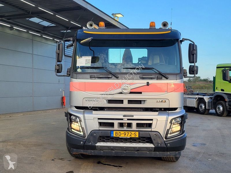 Camion Volvo 460