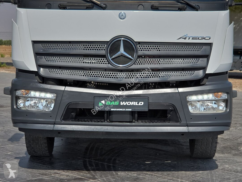 شاحنة Mercedes 1527