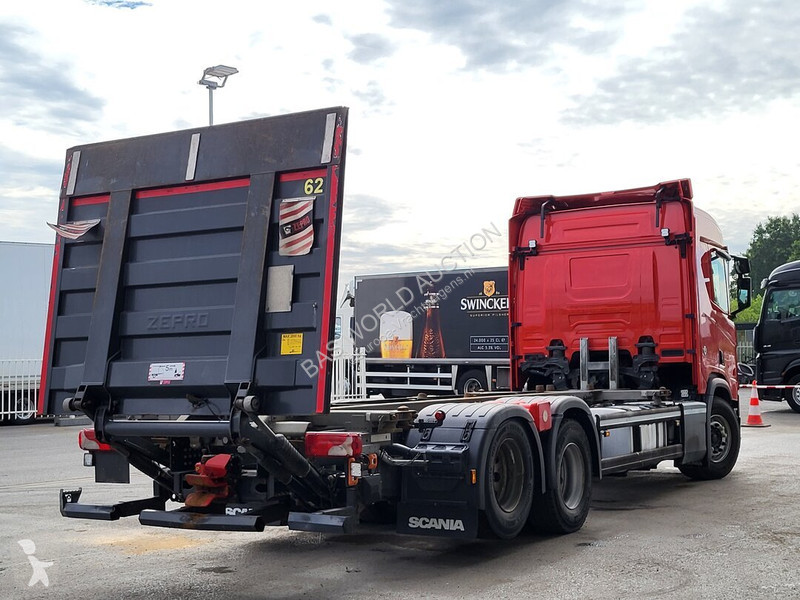 Camião Scania 520