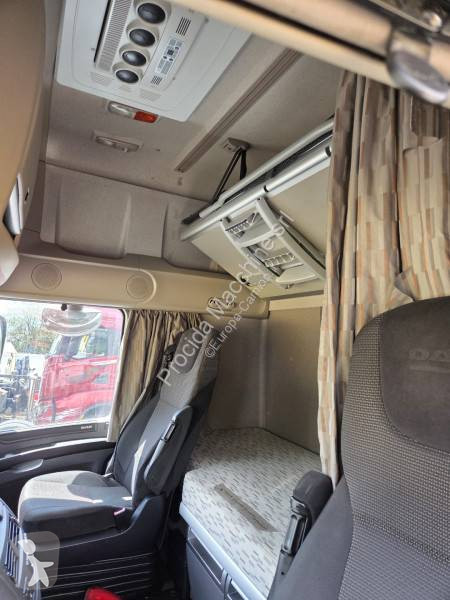Camion DAF 440