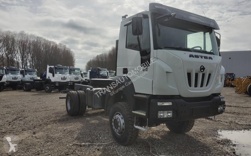 Camião Iveco 44.38 HD9