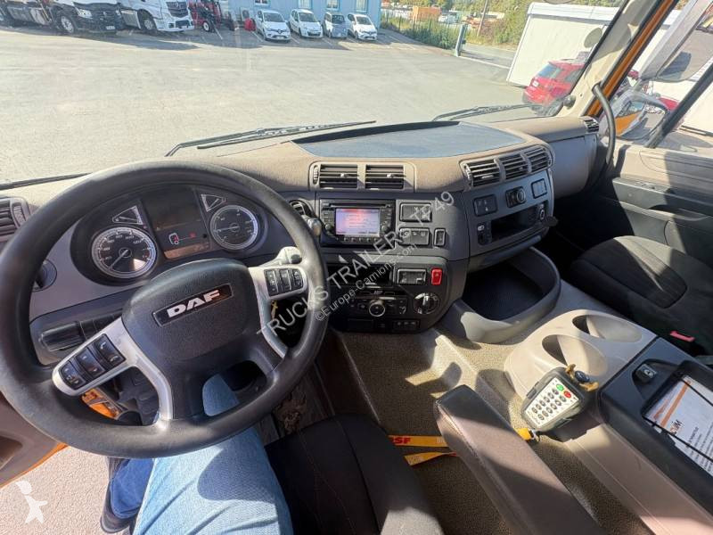 Camion DAF 410