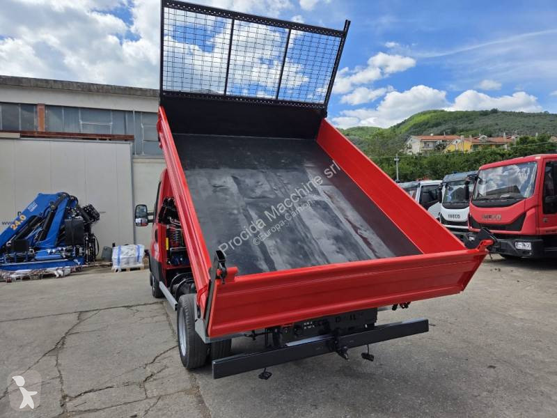 Véhicule utilitaire Iveco 35C12