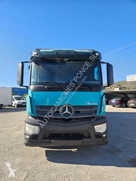 Camion Mercedes 1832