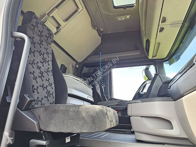 Camião Scania 450 6x2*4