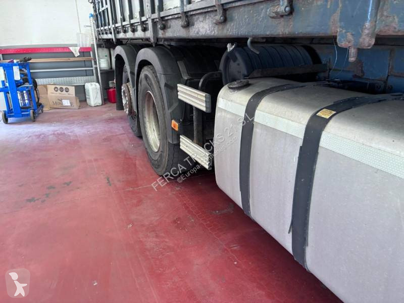 Camion Volvo 460