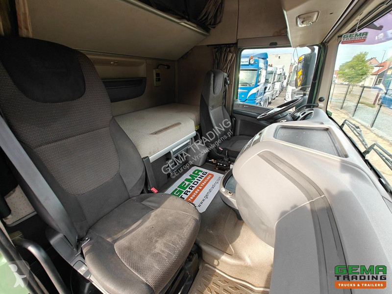 Camion DAF FAR 6x2 Spacecab Euro6A - VDL...