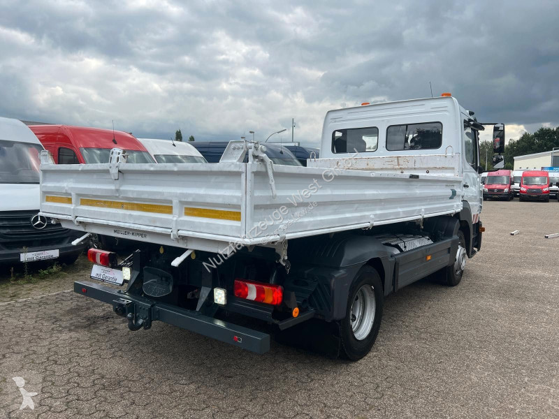 Camion Mercedes 823