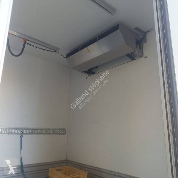 Camion Mitsubishi Fuso 9C18