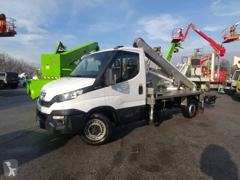 Camion Multitel MX210