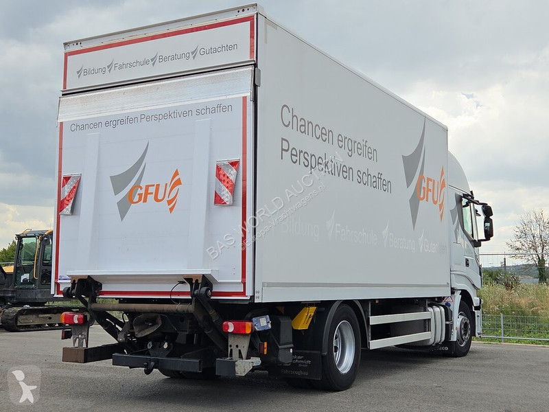 Camião Iveco 420