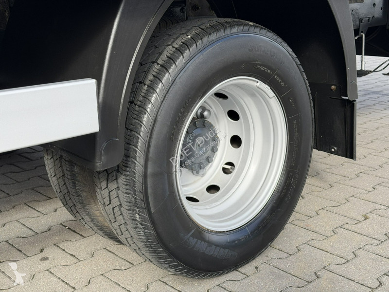 Camion Iveco 72C17 Kontener HI-MATIC 15 Euro Palet