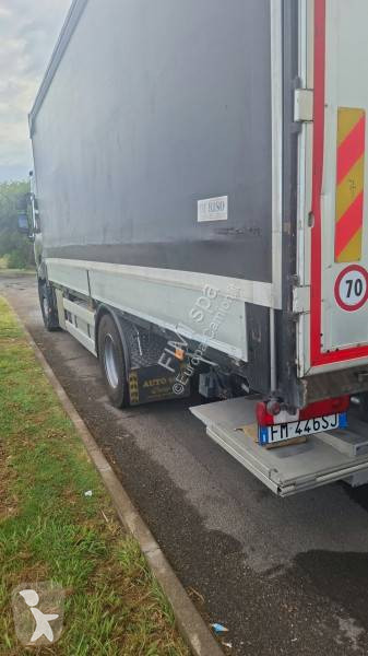 Camion Renault 460.18 DTI 11