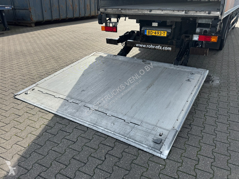 Camion Mercedes 1824 Carrier Xarios 600 /...