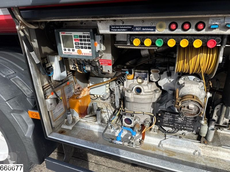 Camion Volvo 450 6x2, EURO 5, 20240 liter, 3 comp