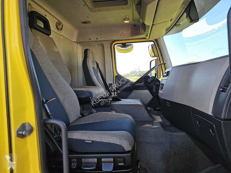 Camion Volvo 220.18