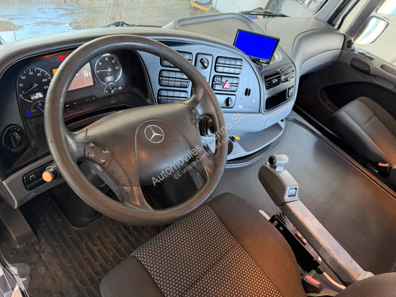 Camião Mercedes ACTROS 2544